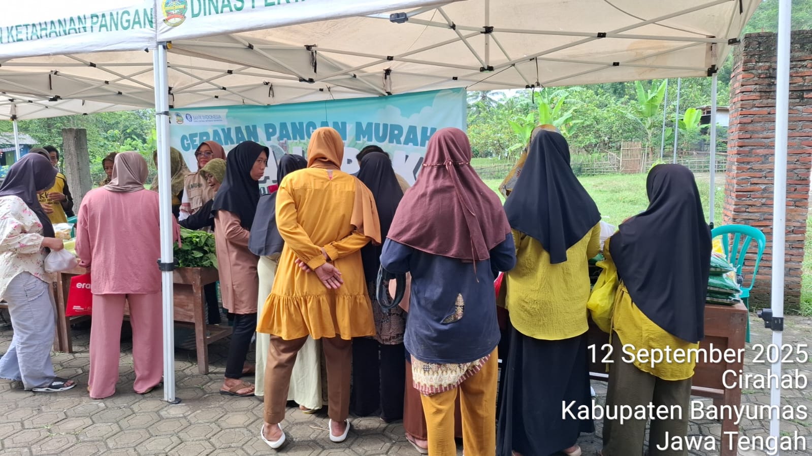 Tingkatkan keterjangkauan pangan, DinpertanKP gelar Gerakan Pangan Murah Buka Lapak